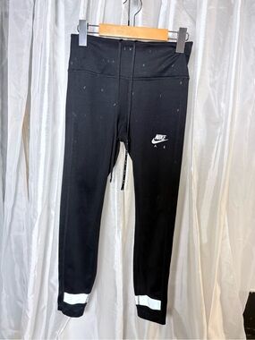 Nike Reflective lettering Black Jogger Sweatpants with White Logo & Cuff Detail